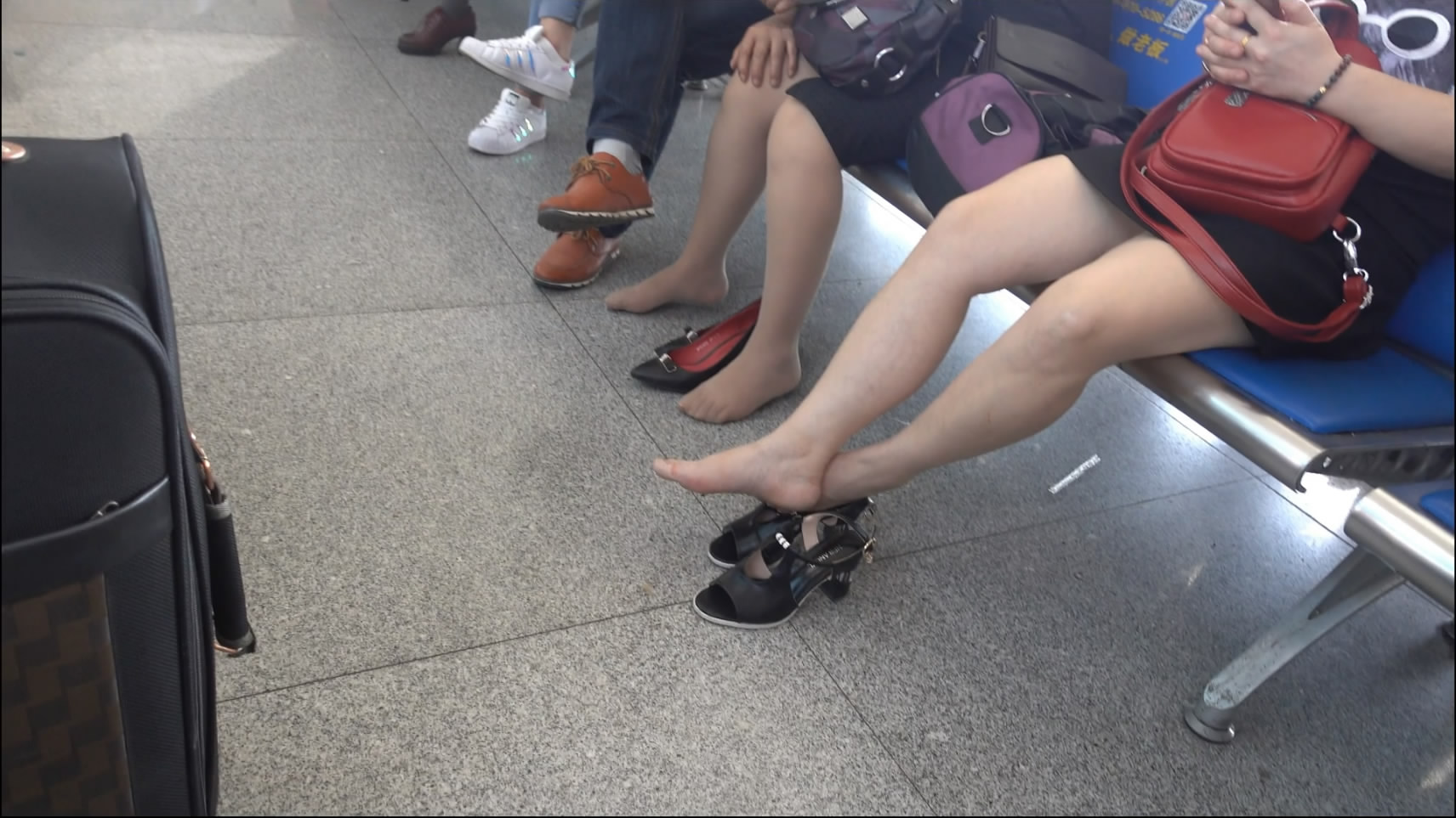 streetsnapnylon[00 00 07][20181208 220942 8]